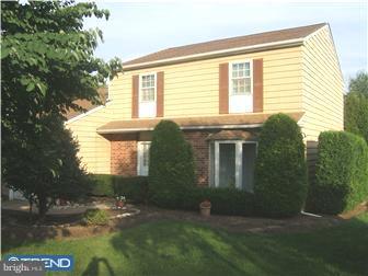 7707 Oak Lane Road Cheltenham, PA 19012 - Photo 2 of 10 Exterior Front