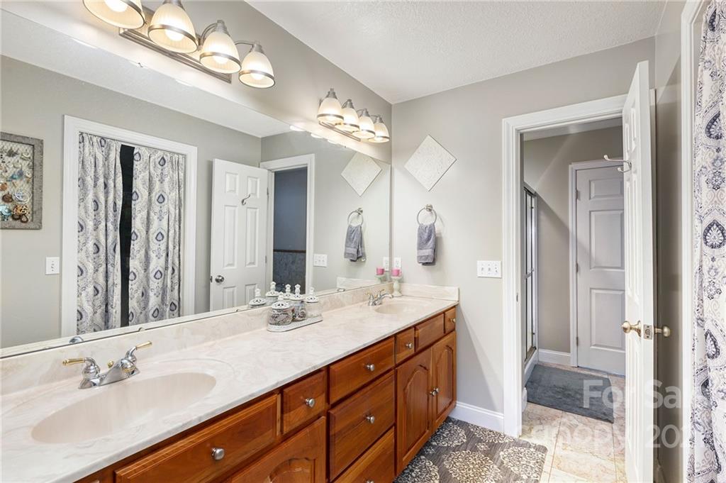 231 Riene Road Swannanoa, NC 28778 - Photo 23 of 35 Gallery Image 23