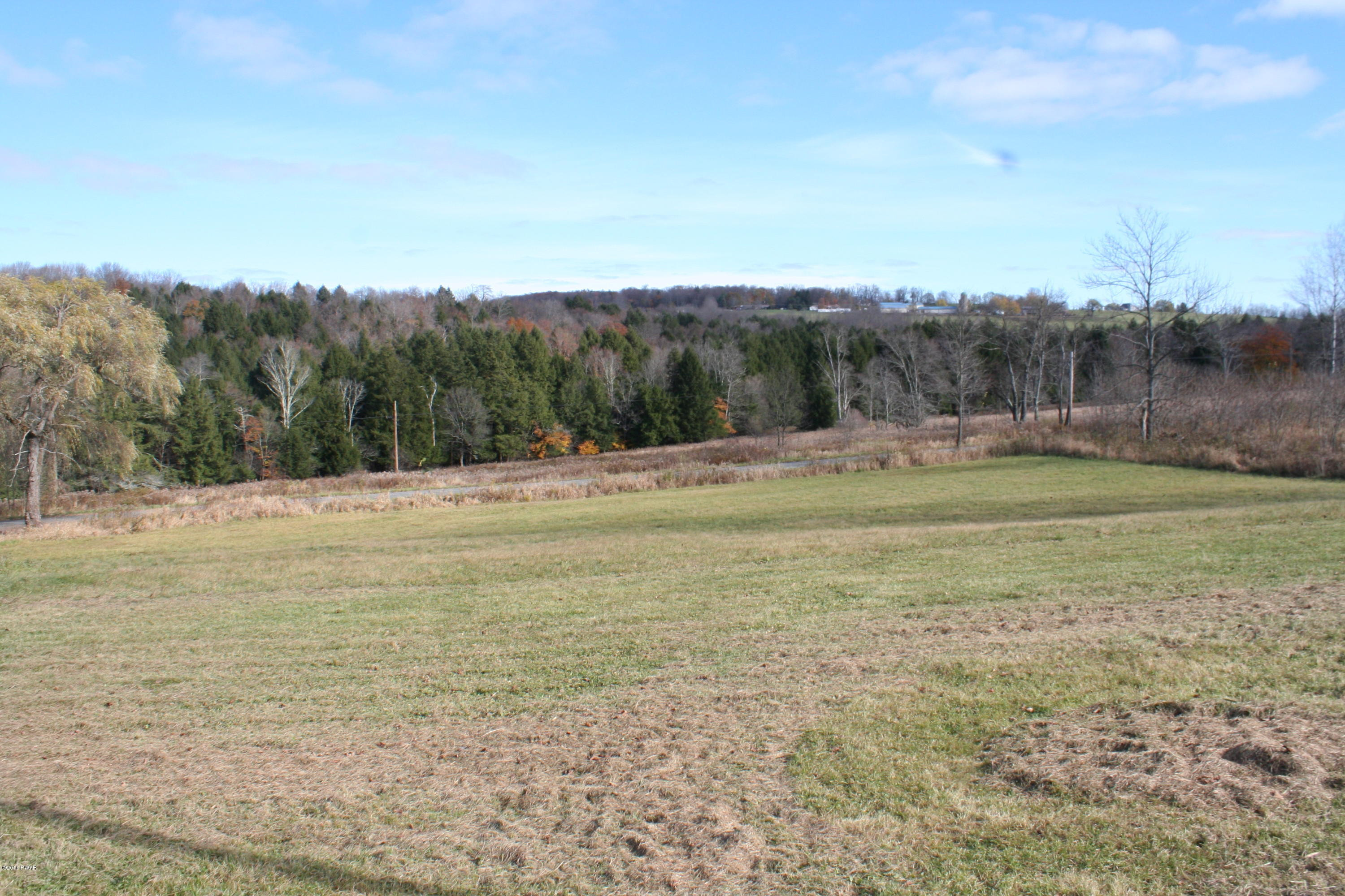 245 Fords Road Honesdale, PA 18431 - Photo 3 of 23