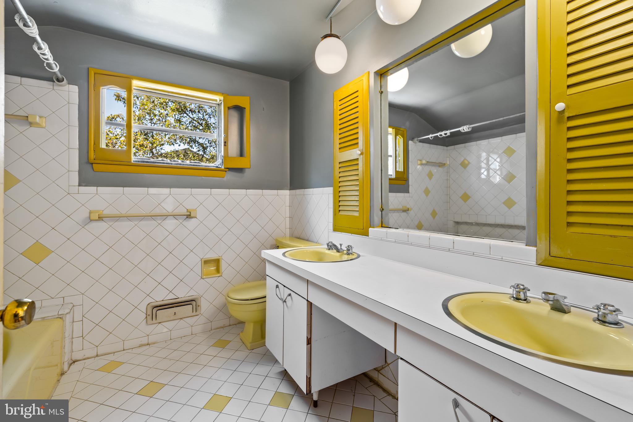 803 Hopewood Road Pikesville, MD 21208 - Photo 17 of 23