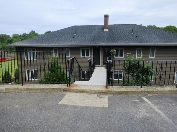 52 Stony Brook Road, Unit 4 Marblehead, MA 01945 - Photo 10 of 10 Gallery Image 10