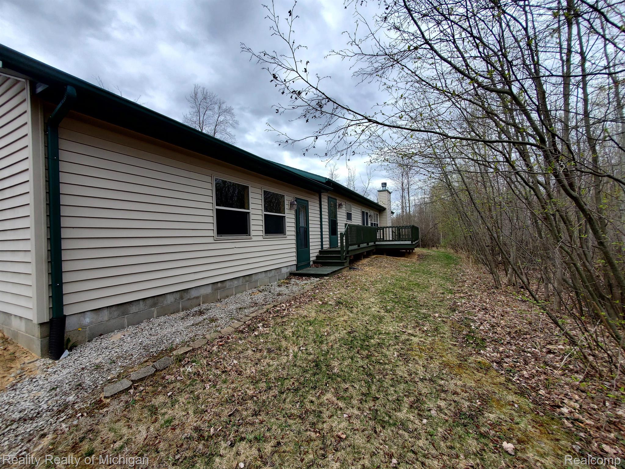5232 North 11 Mile Road Pinconning, MI 48650 - Photo 4 of 45 Gallery Image 4