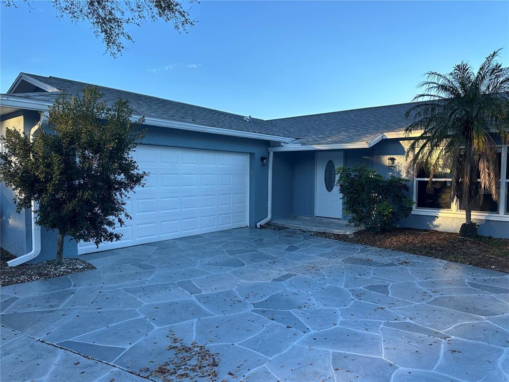 11096 117th Way Seminole, FL 33778 - Photo 4 of 26