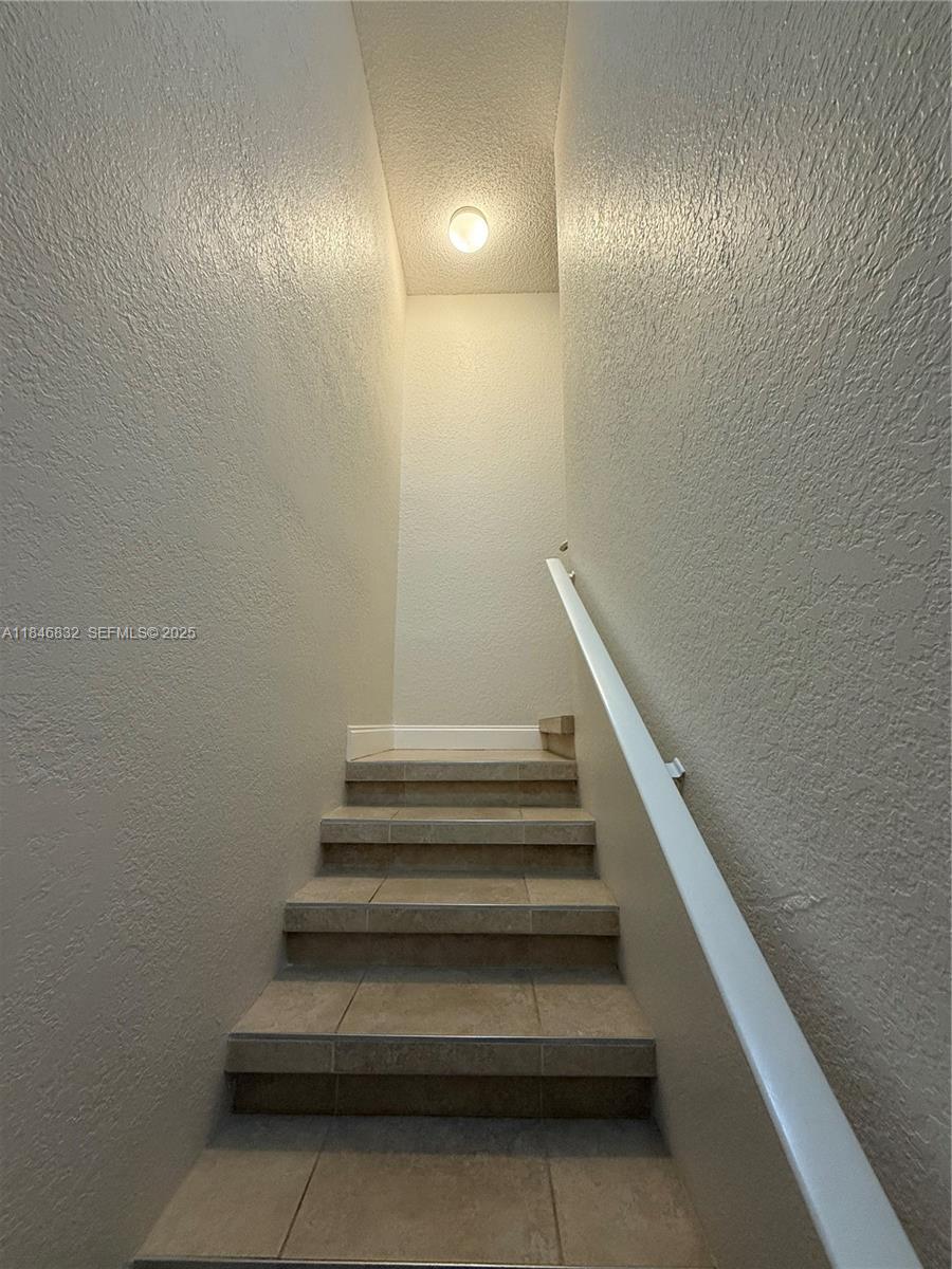 417 Waterside Drive Hypoluxo, FL 33462 - Photo 14 of 52 a view of entryway