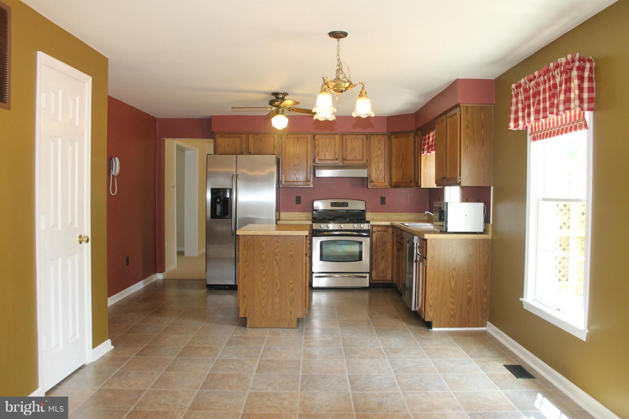 23839 Batna Road Lignum, VA 22726 - Photo 9 of 30 Kitchen