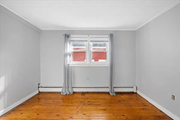 $284,900 | 12 New Street, Webster, MA 01570