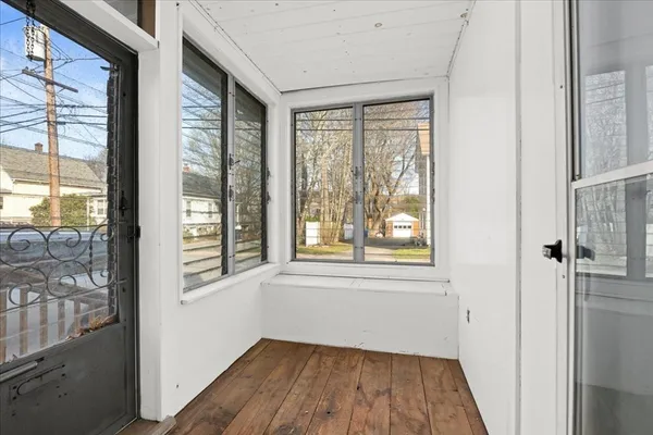 $284,900 | 12 New Street, Webster, MA 01570