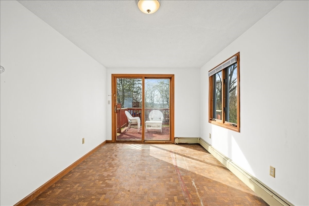 12 New Street Webster, MA 01570 - Photo 18 of 42