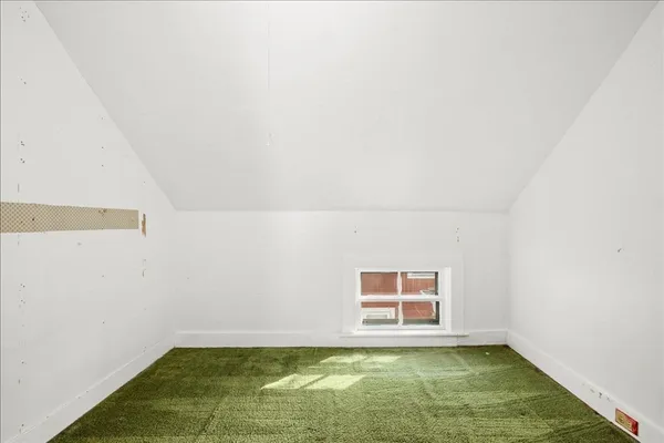 $284,900 | 12 New Street, Webster, MA 01570