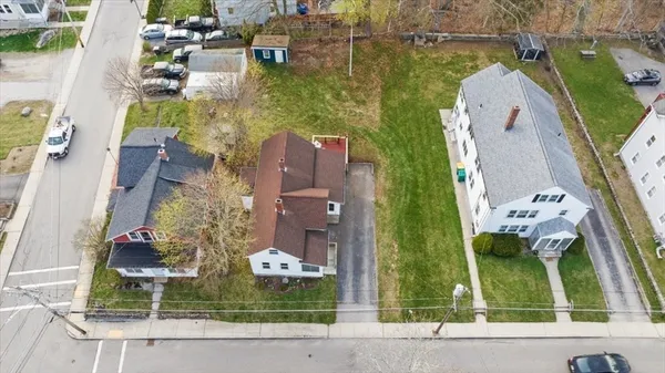 $284,900 | 12 New Street, Webster, MA 01570