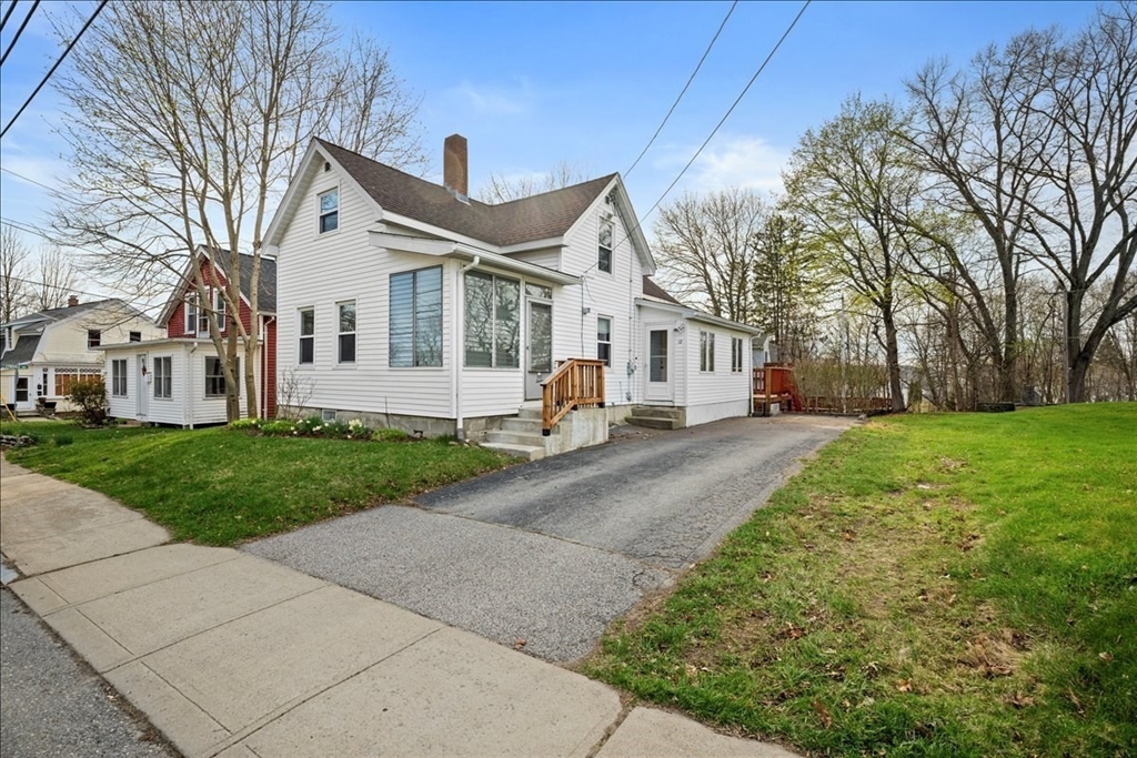 12 New Street Webster, MA 01570 - Photo 37 of 42