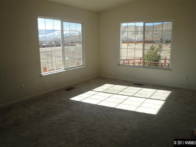 18204 Oakbrook Lane Reno, NV 89508 - Photo 5 of 12 Photo 5