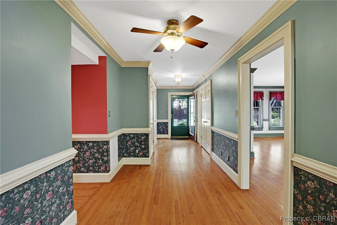 8246 Robins Neck Road Gloucester, VA 23061 - Photo 7 of 50