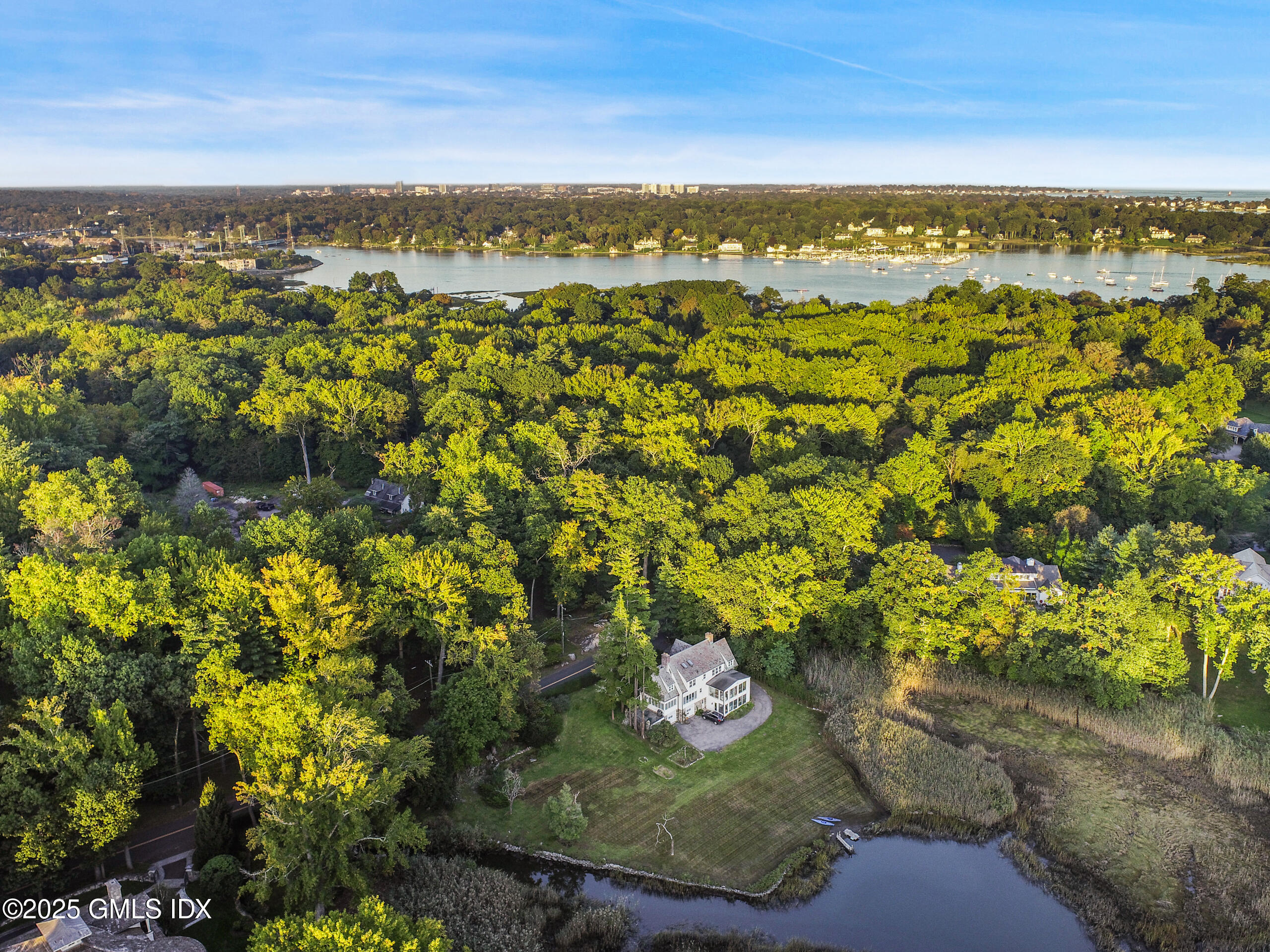 420 Davis Avenue Greenwich, CT 06830 - Photo 6 of 27 14bbab