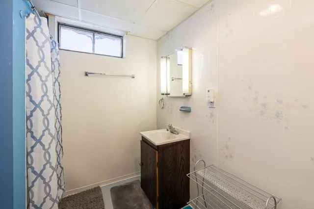 $279,900 | 421 North 3rd Street, La Crescent, MN 55947