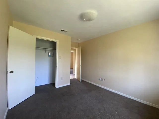 $1,900 | 724 North Elm Street, Lancaster, TX 75146