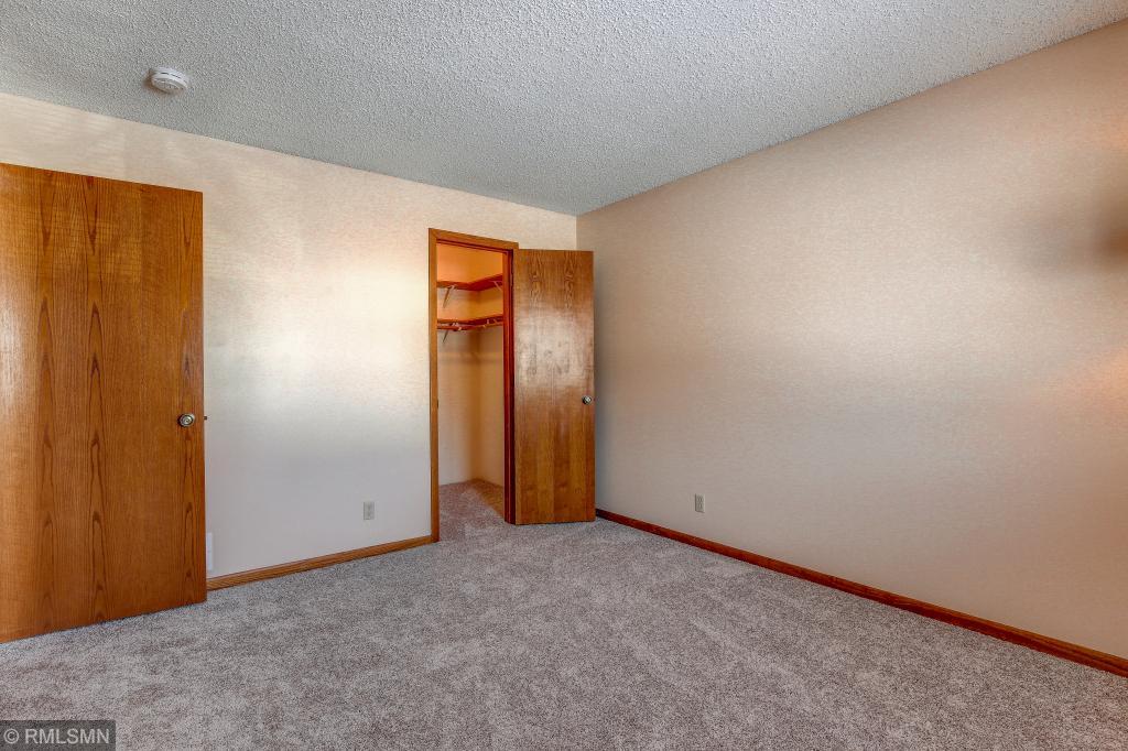 1935 Fox Ridge Road, Unit C West St. Paul, MN 55118 - Photo 14 of 21 Gallery Image 14
