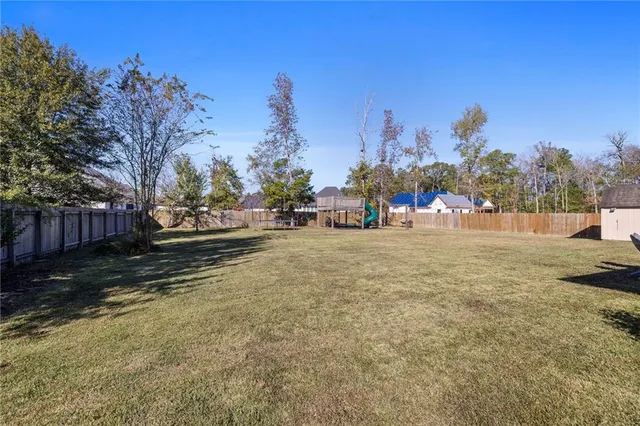 $3,850 | 172 Coquille Drive, Madisonville, LA 70447