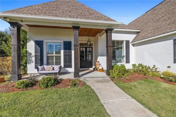 $3,800 | 172 Coquille Drive, Madisonville, LA 70447
