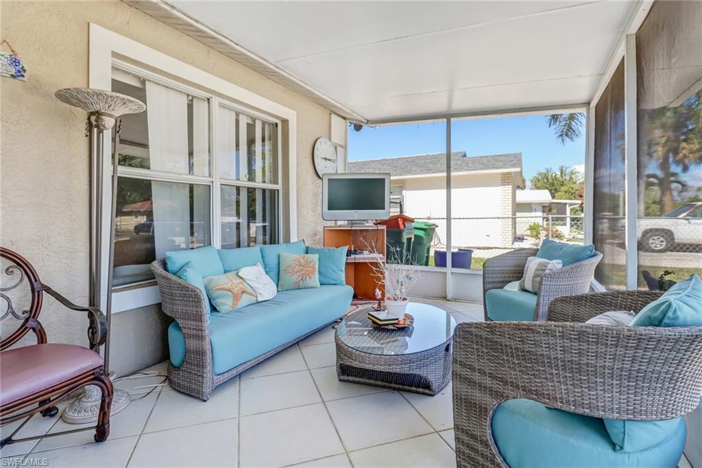 5325 Catts Street Naples, FL 34113 - Photo 4 of 24 Gallery Image 4