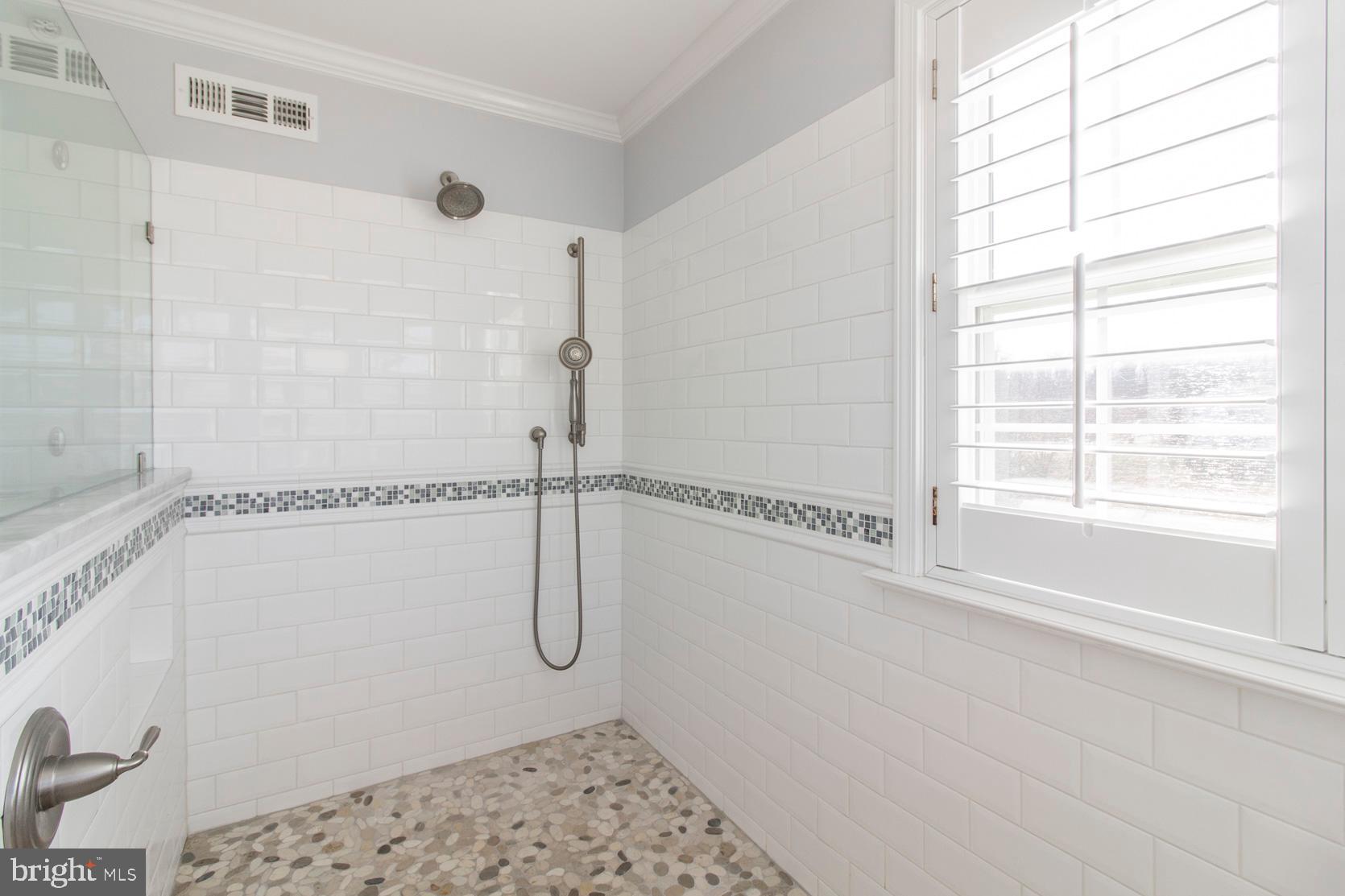 2080 Lincolnshire Road Furlong, PA 18925 - Photo 33 of 62 Owner bathroom shower
