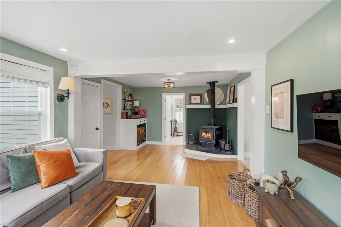 211 Chase Hill Road Hopkinton, RI 02804 - Photo 22 of 50