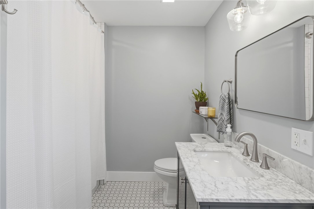 211 Chase Hill Road Hopkinton, RI 02804 - Photo 26 of 50