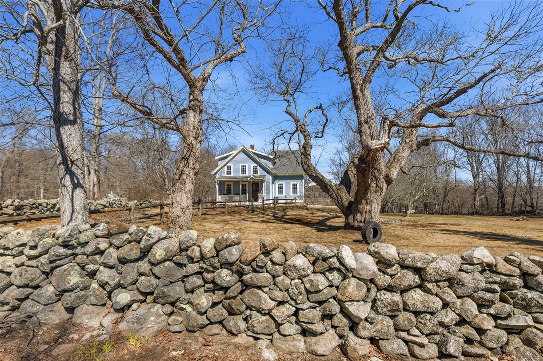 211 Chase Hill Road Hopkinton, RI 02804 - Photo 7 of 50