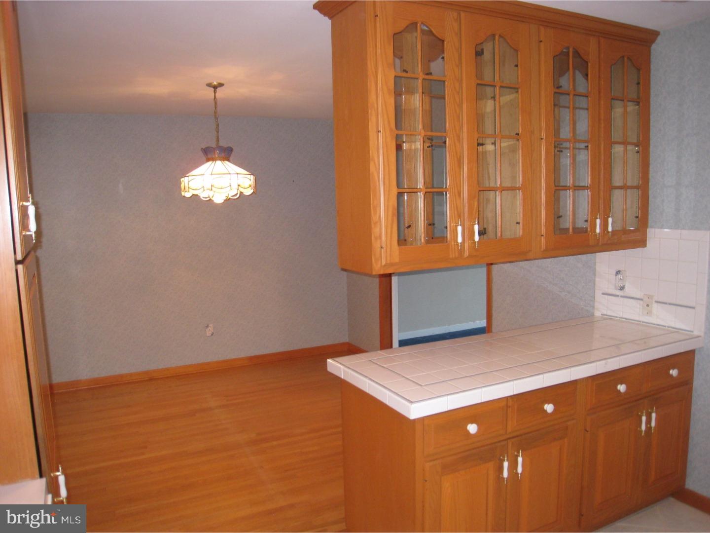 42 Saratoga Road Stratford, NJ 08084 - Photo 8 of 24