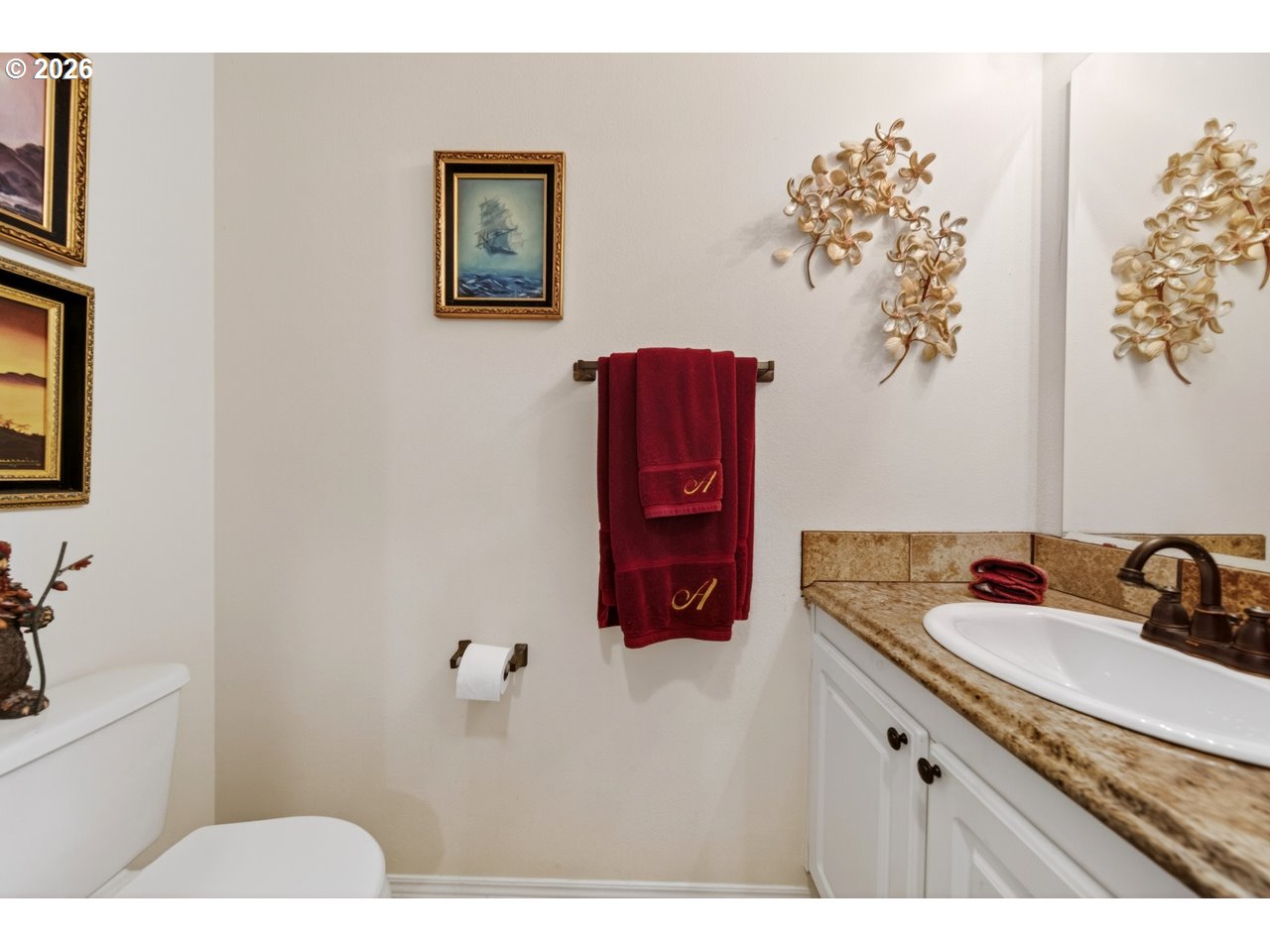 83239 North Pioneer Road Florence, OR 97439 - Photo 36 of 48 Attached Bathroom #3