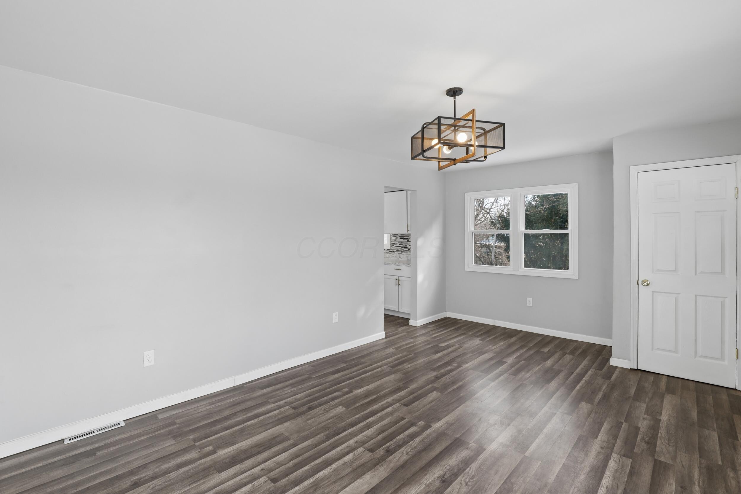 5684 Olive Road Franklin, OH 45005 - Photo 6 of 31 7__b6a0441
