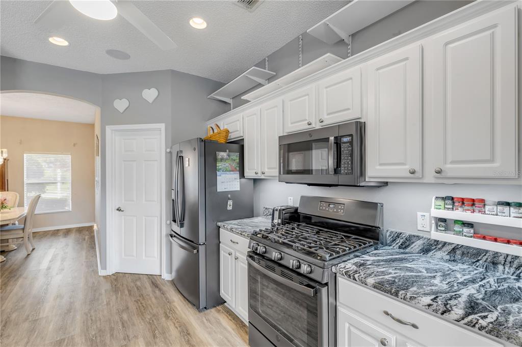 349 Mariners Gate Drive Edgewater, FL 32141 - Photo 18 of 62