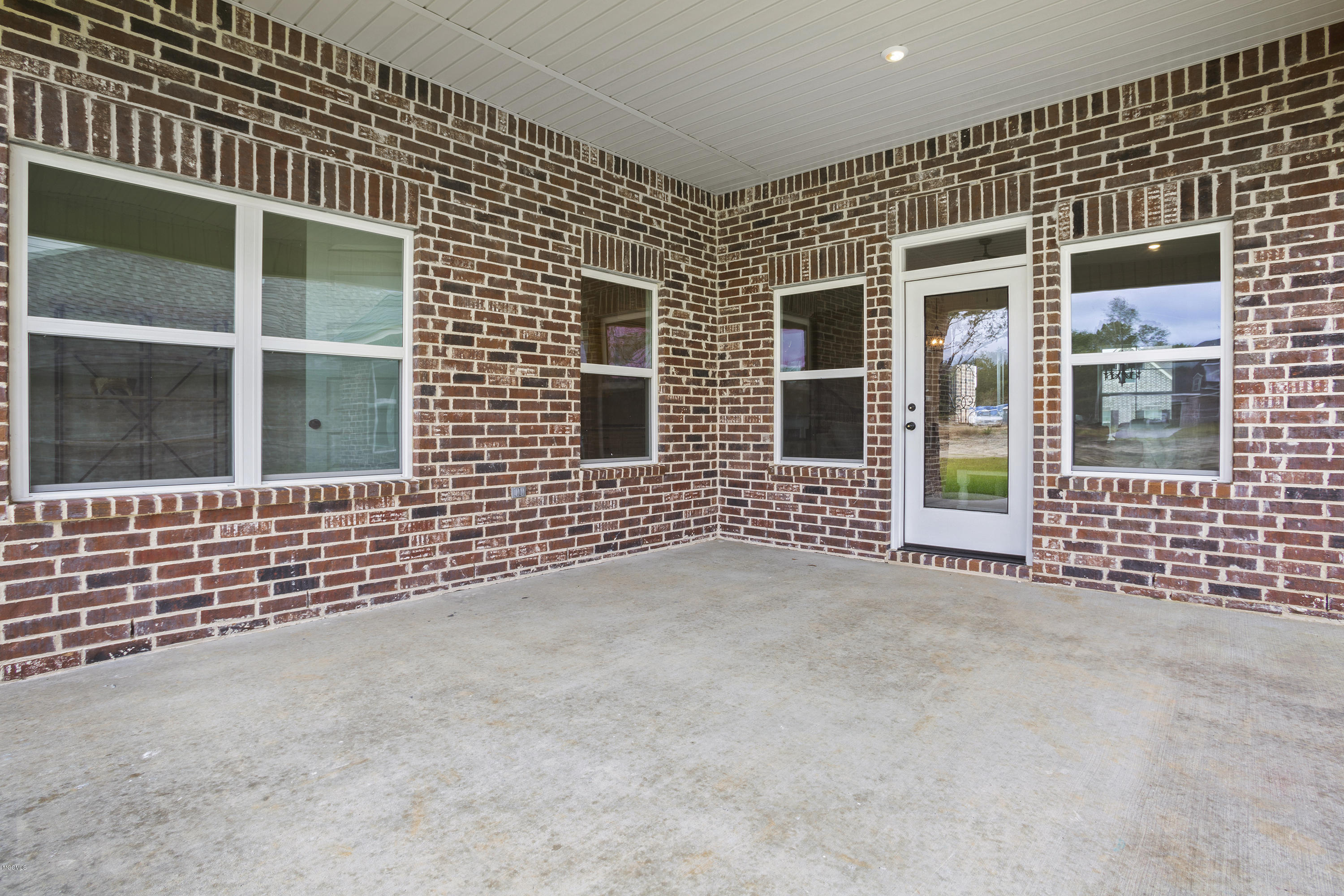 3000 Rue Dominque Diberville, MS 39540 - Photo 39 of 40 036