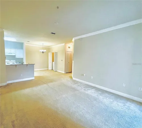 $228,000 | 303 Southern P Circle, Unit 102, Winter Garden, FL 34787