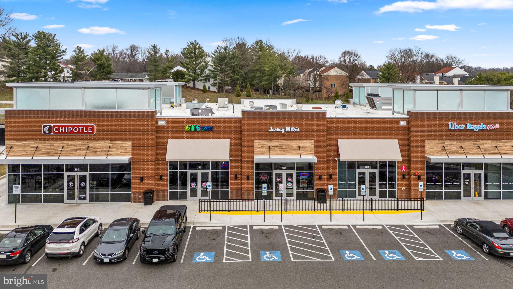 7263 Dockside Lane Columbia, MD 21045 - Photo 49 of 56 Convenient location close to yummy restaurants!