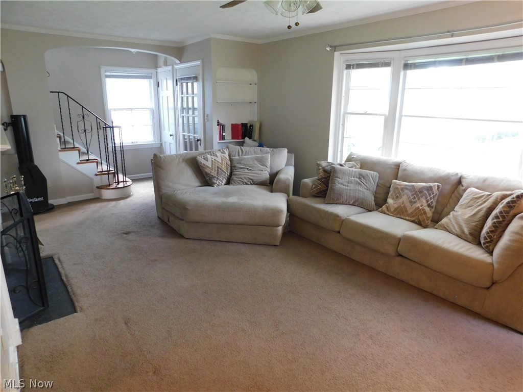 3714 Bainbridge Road Cleveland Heights, OH 44118 - Photo 5 of 28