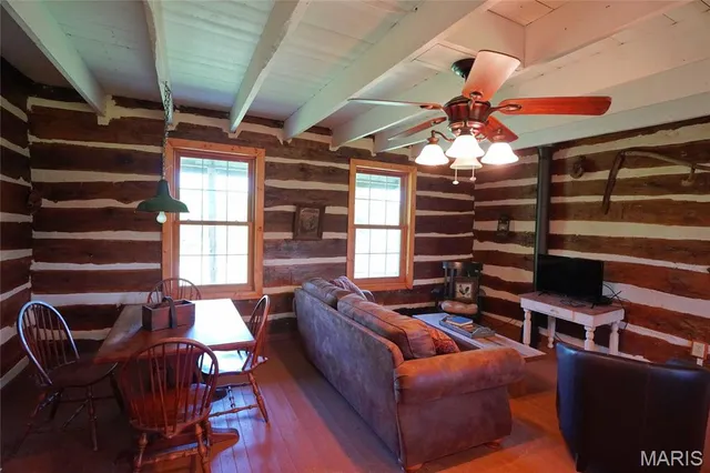 $783,750 | 358 Hwy P, Rhineland, MO 65069