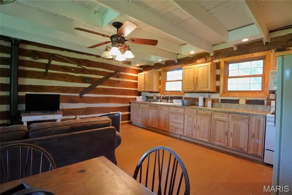 $783,750 | 358 Hwy P, Rhineland, MO 65069