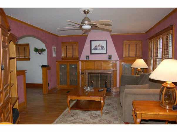 604 Salisbury Road Columbus, OH 43204 - Photo 2 of 5 Gallery Image 2