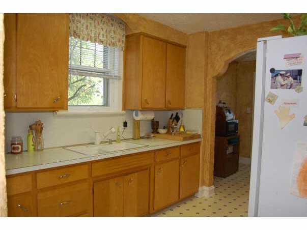 604 Salisbury Road Columbus, OH 43204 - Photo 3 of 5 Gallery Image 3