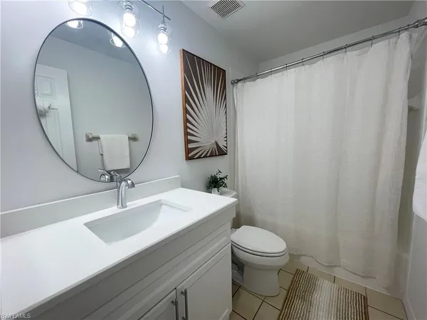 $4,500 | 341 Emerald Bay Circle, Unit T5, Naples, FL 34110
