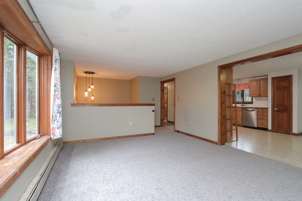 390 Soule Road Wilbraham, MA 01095 - Photo 7 of 42 Gallery Image 7