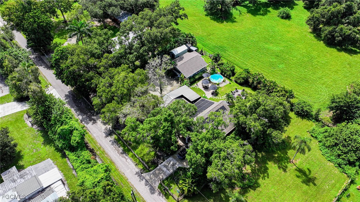 12120 Coyle Road Fort Myers, FL 33905 - Photo 9 of 50 Gallery Image 9
