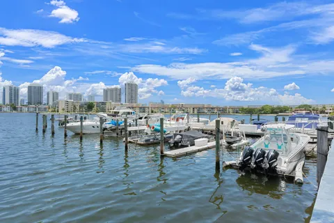 $175,000 | 18011 Biscayne Boulevard, Unit 17041, Aventura, FL 33160