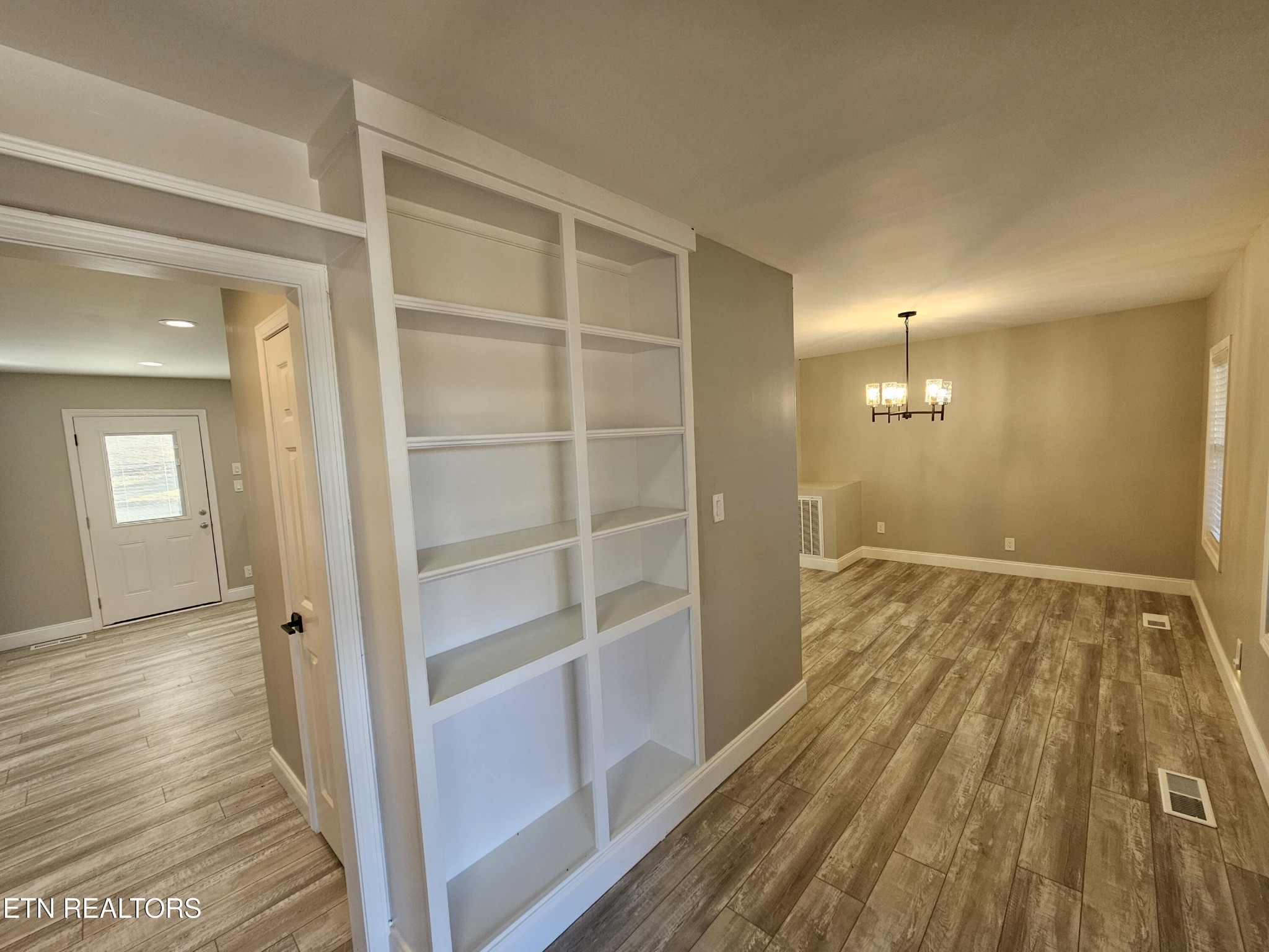 116 Chestnut Hill Road Oak Ridge, TN 37830 - Photo 7 of 55 Gallery Image 7