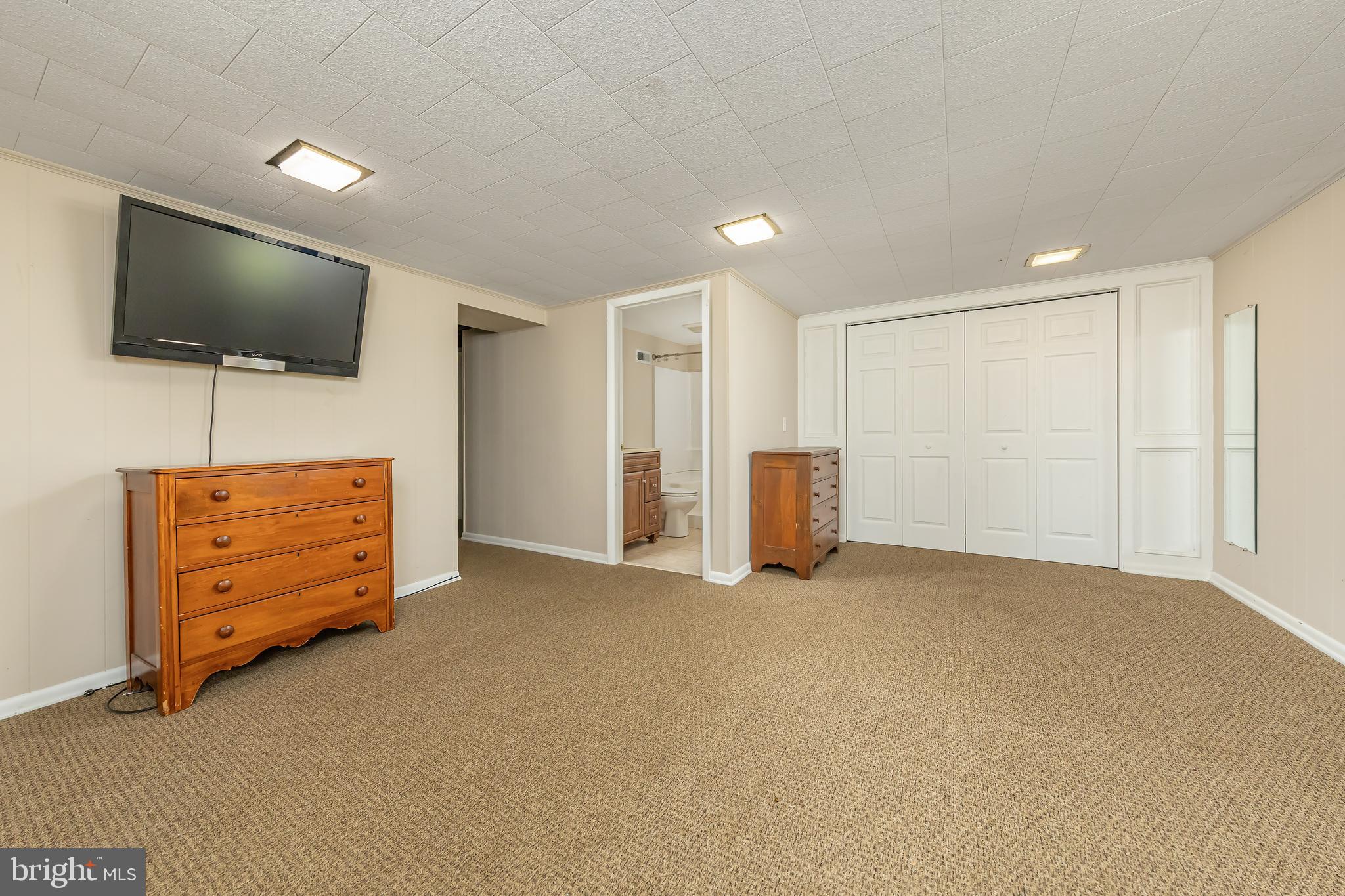 65 Paulsboro Road Swedesboro, NJ 08085 - Photo 23 of 42