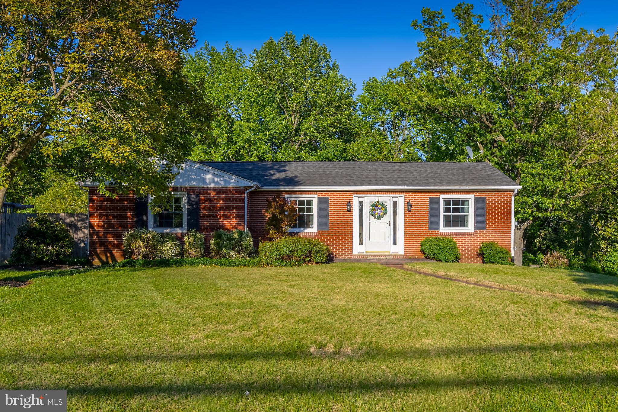 65 Paulsboro Road Swedesboro, NJ 08085 - Photo 3 of 42