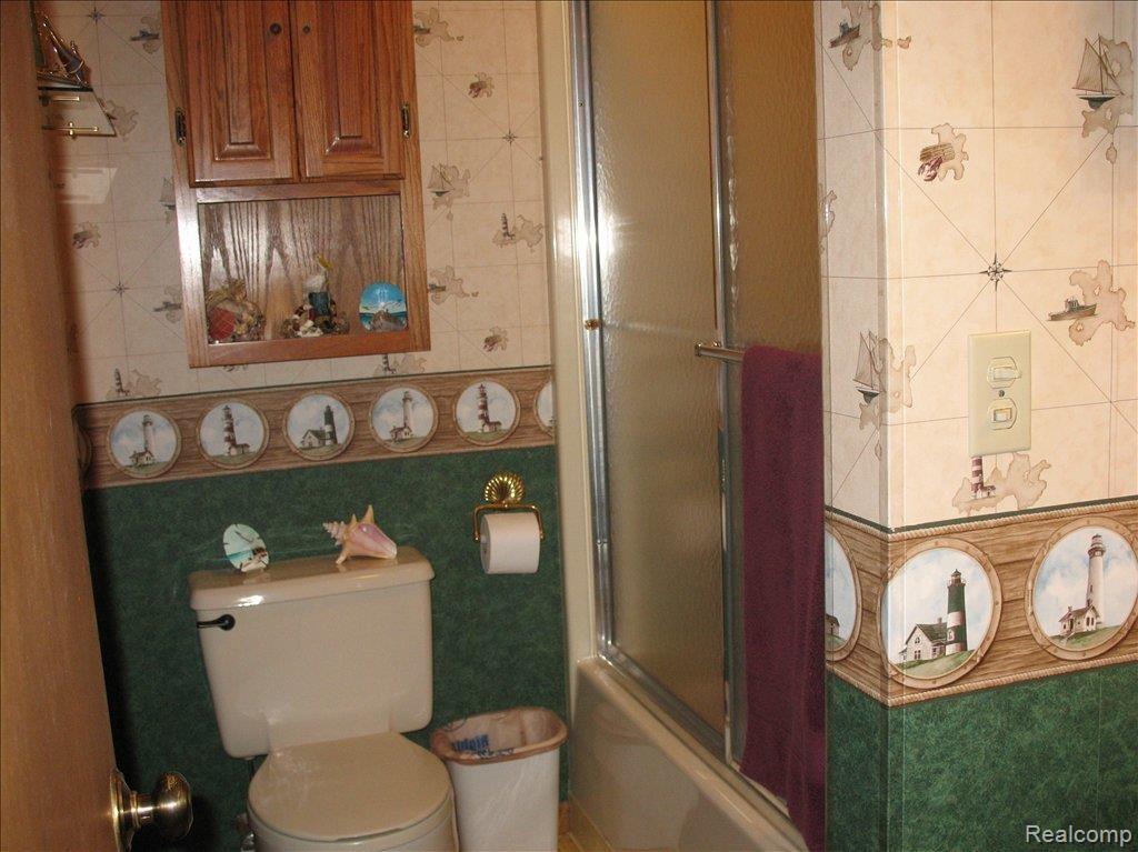 4619 Gregory Road Goodrich, MI 48438 - Photo 17 of 19 2nd Full Bath