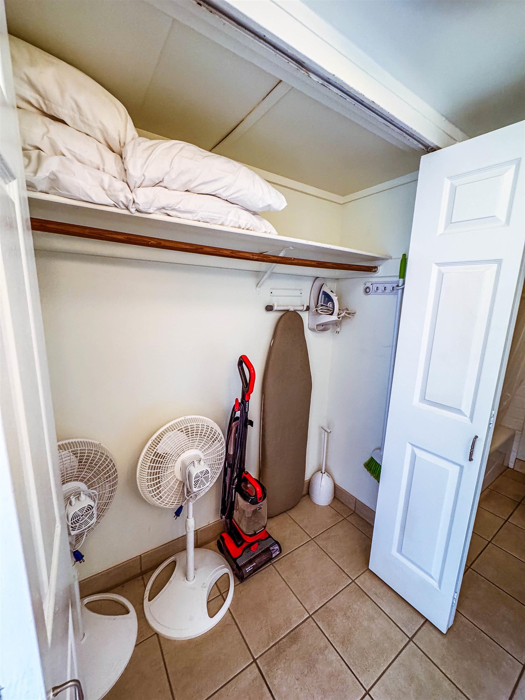 4327 Lower Honoapiilani Road, Unit 701 Lahaina, HI 96761 - Photo 14 of 16