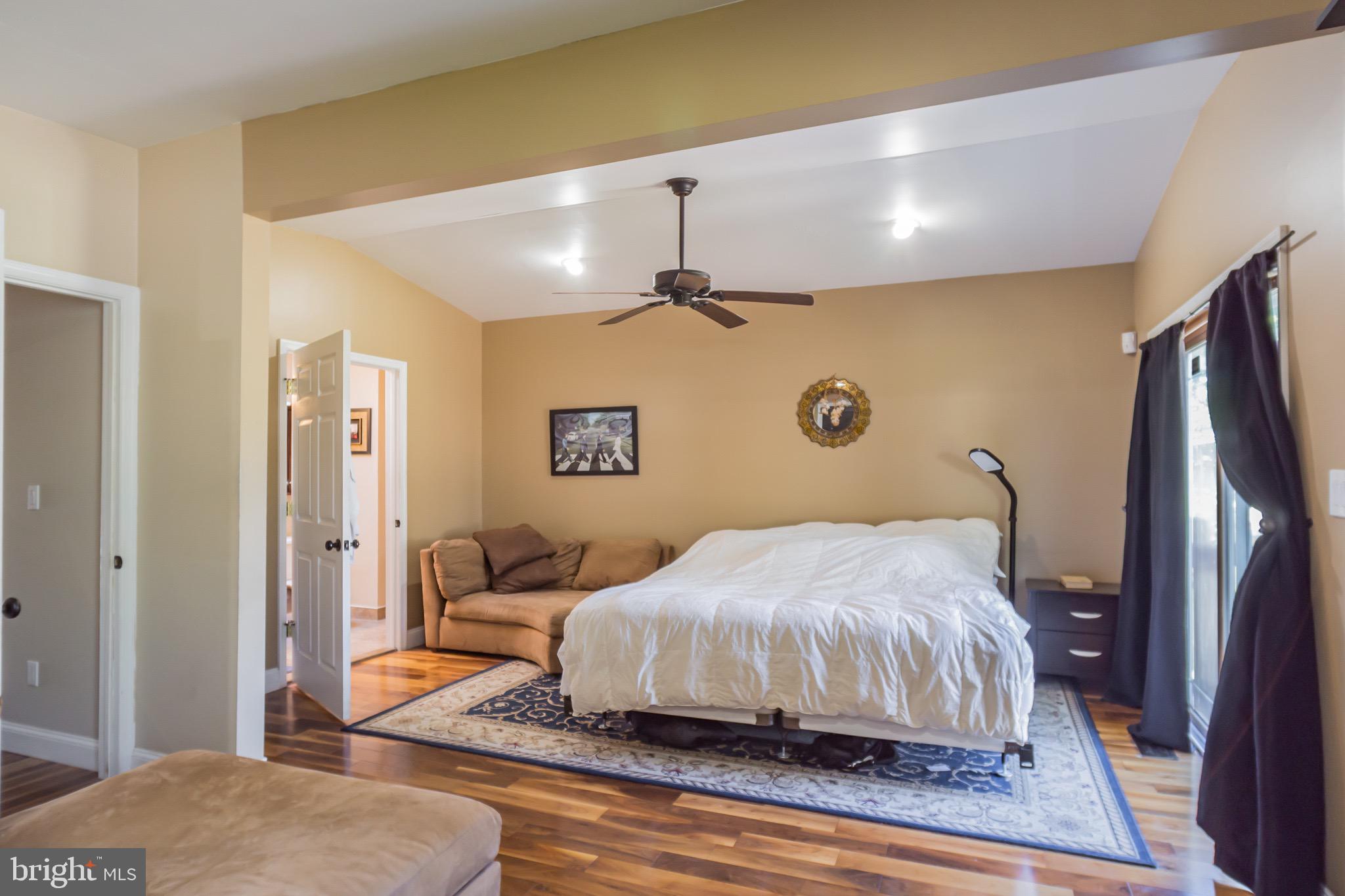 11052 Knights Road Philadelphia, PA 19154 - Photo 11 of 33
